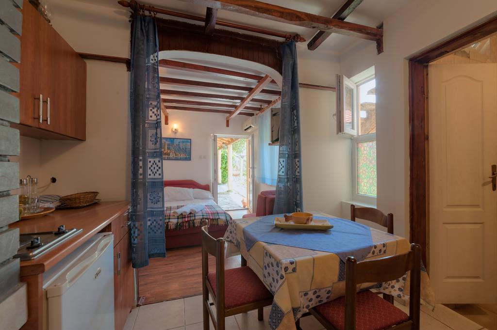 Apartments Vucinovic Tivat Rom bilde