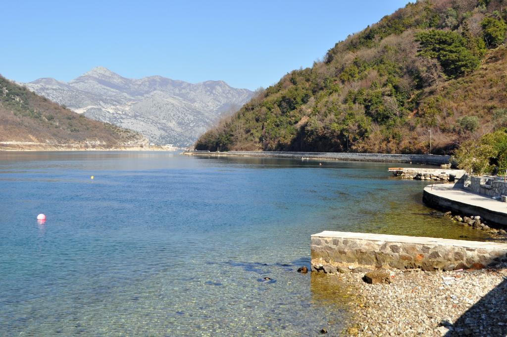Apartments Vucinovic Tivat Eksteriør bilde